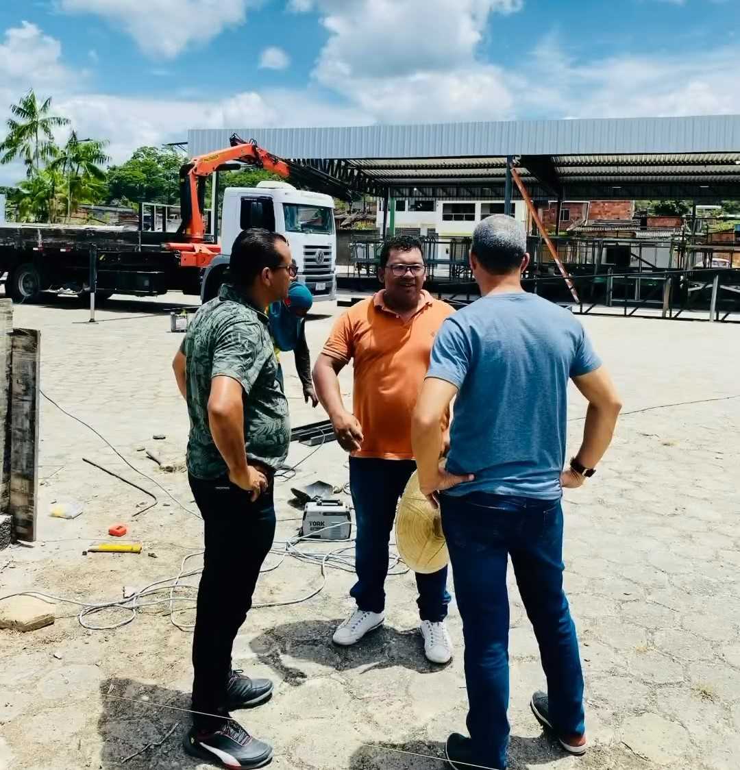 Camacã: Empresa visita São João do Panelinha para dar início a segunda parte da cobertura da feira livre